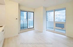 902 - 2221 Yonge Street, Toronto, Ontario M4S0B8