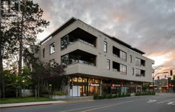 1969 Oak Bay Avenue, Victoria, British Columbia V8R1E3
