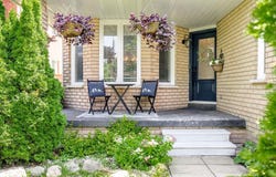 33 Etherington Crescent, Barrie, Ontario L4N 7T2