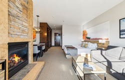 150 Ch. du Curé-Deslauriers 207, Mont-Tremblant, Quebec J8E 3M2