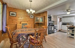 589 Ch. du Lac-Cayamant, Cayamant, QC J0X1Y0, CA, Cayamant, Quebec J0X1Y0