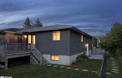 572 Spruce Street, Collingwood, Ontario L9Y4R2
