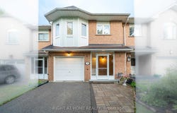 9 Royal Cedar Court, East Gwillimbury, Ontario L9N1R7