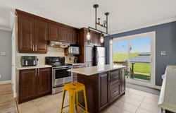 99 Rue Ross, Victoriaville, Quebec G6P9T9
