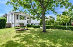2267 Nitnat Pl, Courtenay, British Columbia V9N 9E4