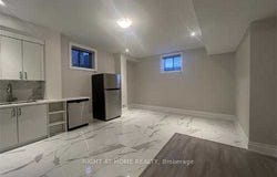 86 Settlement Crescent, Richmond Hill, Ontario L4E1E2