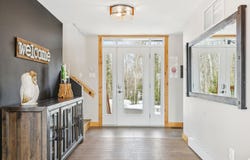121 Ch. du Pavillon-Kanata, Amherst, Quebec J0T 2L0