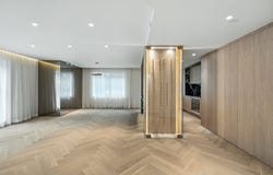 1 Av. Wood 105, Westmount, Quebec H3Z 3C5