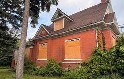 11 Irvin Street, Kitchener, Ontario N2H 1K6