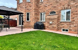 29 Lynnvalley Crescent, Brampton, Ontario L6P2E1