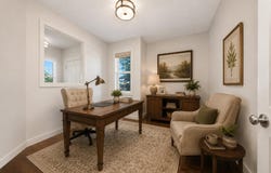 204 Eversyde Mews SW, Calgary, Alberta T2Y 5A4