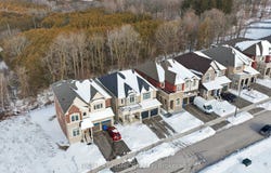 58 Charles White Court, East Gwillimbury, Ontario L9N0T7