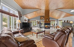 70 Ch. Southière, Magog, QC J1X0P1, CA, Magog, Quebec J1X0P1