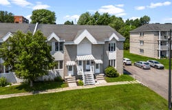 1705 Rue Édith, Charlesbourg, Quebec G2L2K3