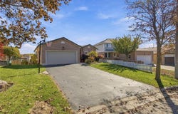 27 Costain Court, Waterloo, ON, Kitchener, Ontario N2N-3A5