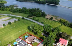 3 9e Avenue, Salaberry-de-Valleyfield, QC J6S6C1, CA, Salaberry-de-Valleyfield, Quebec J6S6C1