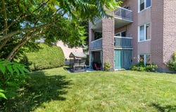 40 Rue De Courcelle, Repentigny, Quebec J5Y3X4