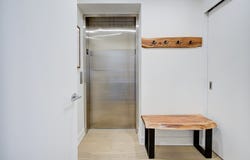 1 Boul. De Maisonneuve O. 1802, Montréal (Ville-Marie), Quebec H2X 0E3