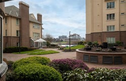 50 Songhees Rd, Victoria, British Columbia V9A 7J4