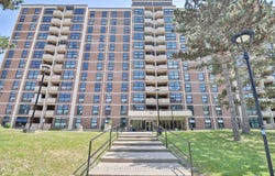 909 - 335 Driftwood Avenue, Toronto, Ontario M3N2P3