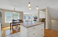 15521 Goggs Avenue, White Rock, British Columbia V4B 2N5