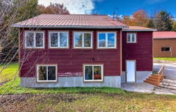 466 Rue Zotique-Gauthier, Saint-Colomban, Quebec J5K1S5