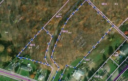 Rue St-Alphonse, Lac-aux-Sables, Quebec G0X1M0