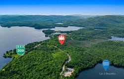 Ch. du Lac, Notre-Dame-de-Pontmain, Quebec J0W1S0
