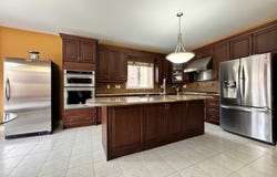 29 Lynnvalley Crescent, Brampton, Ontario L6P2E1