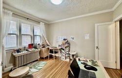 Main Ap - 1198 Avenue Road, Toronto, Ontario M5N2G1
