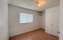 76 King Street, Kawartha Lakes, Ontario K0M2T0