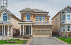 32 BABCOCK Street, Waterdown, Ontario L8B0S5