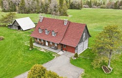 37 Ch. Shaw, Harrington, Quebec J8G2S5