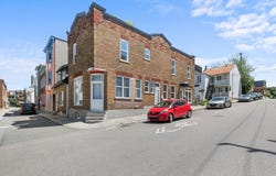 925-935 Av. De Bourlamaque, La Cité-Limoilou, QC G1R2N7, CA, La Cité-Limoilou, Quebec G1R2N7