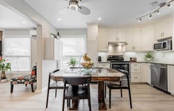 1 Jeffrey Street, Brampton, Ontario L6S2M9