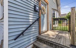 1 Mareve Avenue, Hamilton, Ontario L8H7A7