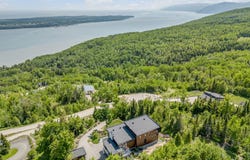 438 Ch. Catherine-Delzenne, Les Éboulements, Quebec G0A 2M0