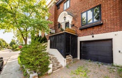 35 Av. Thornhill, Westmount, Quebec H3Y 2E1