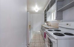 12 Ross Street, Barrie, Ontario L4N1E7
