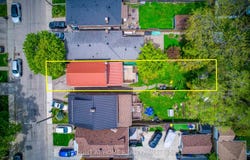 39 Sixteenth Street, Toronto, Ontario M8V3J7