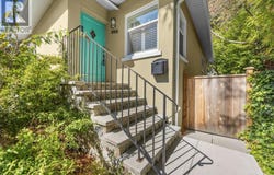 1002 Walema Avenue, Saanich, British Columbia V8Y1N6