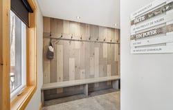 121 Ch. du Pavillon-Kanata, Amherst, Quebec J0T 2L0