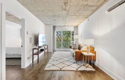 225 Rue de la Montagne 503, Montréal (Le Sud-Ouest), Quebec H3C 2A6