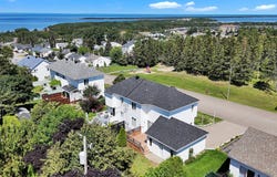 213 Rue des Pommetiers, Rimouski, QC G5L8Y6, CA, Rimouski, Quebec G5L8Y6