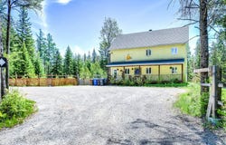 556 Ch. du Village, Morin-Heights, Quebec J0R 1H0