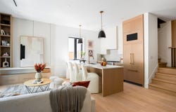 356 E 40th Avenue 1, Vancouver, British Columbia V5W 1L9