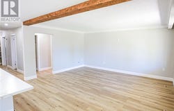 32 ROYAL OAK Drive, Welland, Ontario L3C5V9