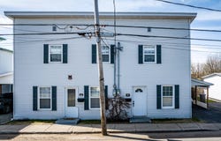 342 Rue Notre-Dame E., Trois-Rivières, QC G8T4E2, CA, Trois-Rivières, Quebec G8T4E2