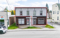 115 Rue Champlain, Salaberry-de-Valleyfield, Quebec J6T1W9