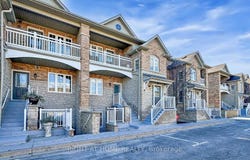 32 - 520 Silken Laumann Drive, Newmarket, Ontario L3X2S7